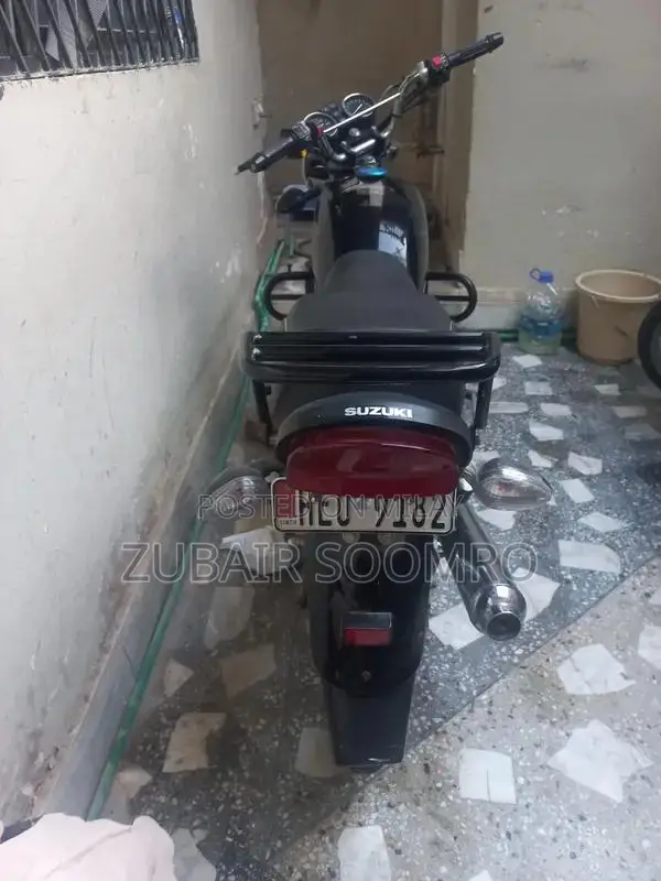 Suzuki 150cc Motorcycle - Low Mileage 2024 Model