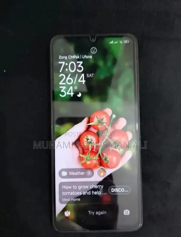 High-Performance Smartphone with Large Screen and Fast Charging