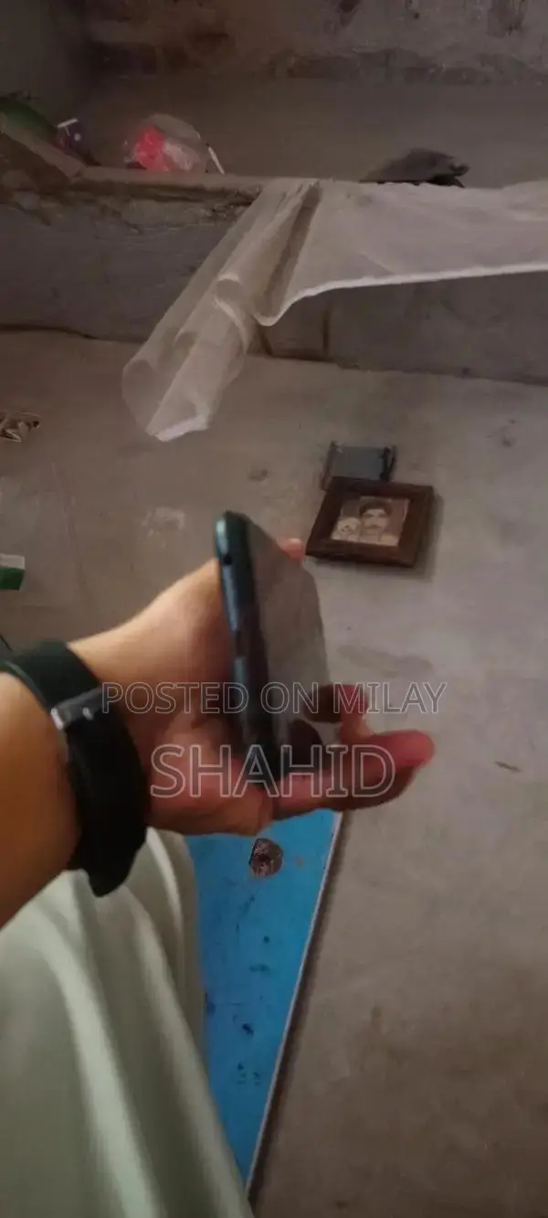 Vivo Y11 Basic Smartphone for Essential Communication