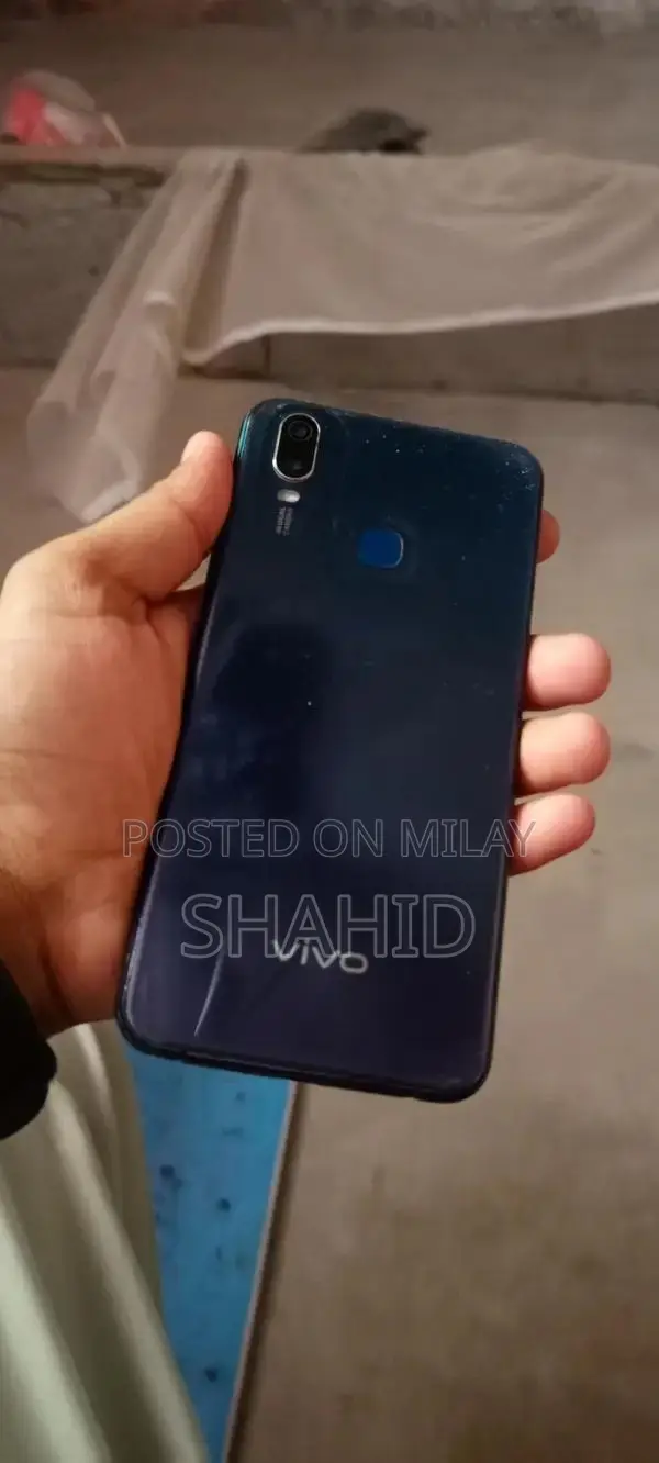 Vivo Y11 Basic Smartphone for Essential Communication