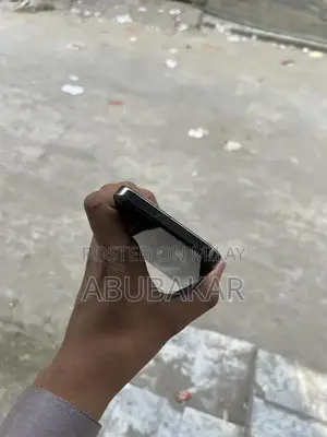 High-Performance Pixel Pro XL Smartphone