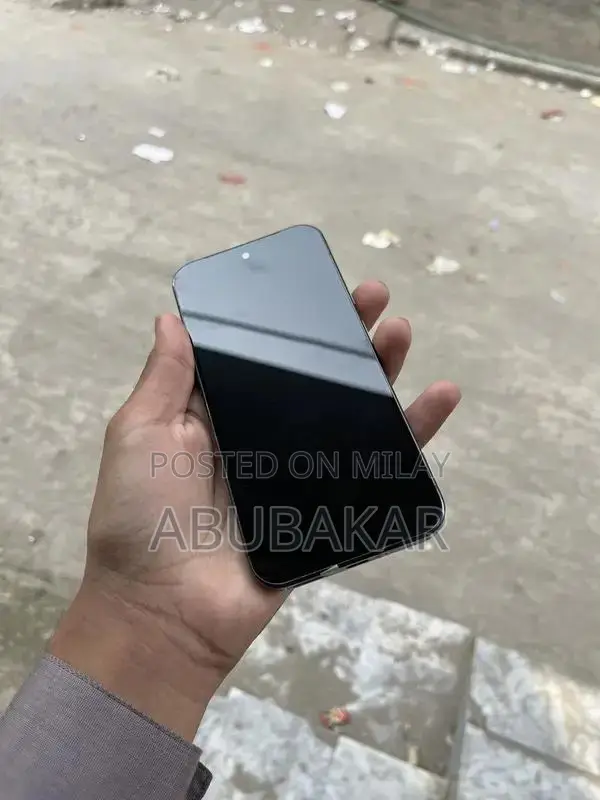 High-Performance Pixel Pro XL Smartphone