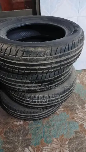 High-Quality 185/65/R15 Car Tires - Nearly New Condition
