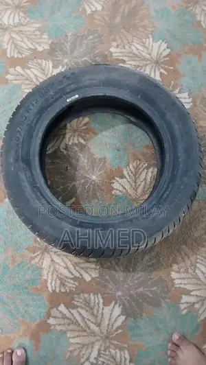 High-Quality 185/65/R15 Car Tires - Nearly New Condition