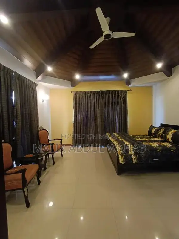 Luxurious 5-Bedroom Fully Furnished House for Short-Term Rentals