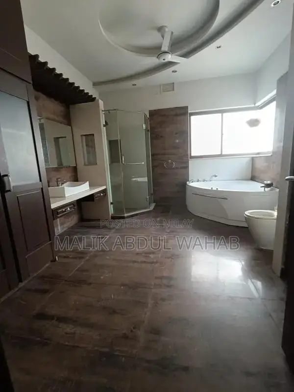 Luxurious 5-Bedroom Fully Furnished House for Short-Term Rentals