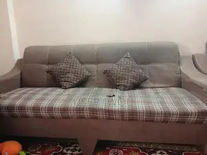 5 Seater Living Room Sofa Set with Minor Imperfection