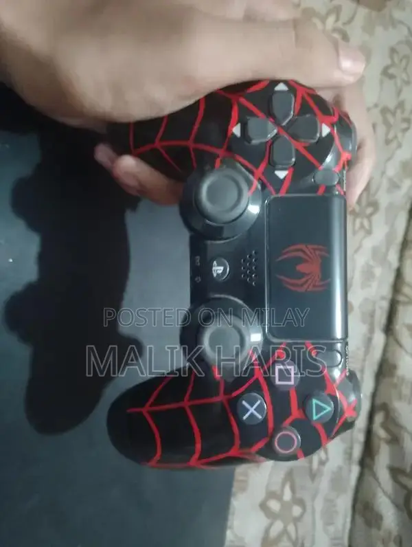 PlayStation 4 Spider-Man Themed Controller