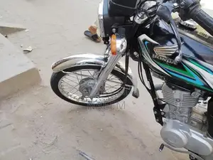 Honda CG 125 2023 Motorcycle - Lightly Used Single-Owner Bike