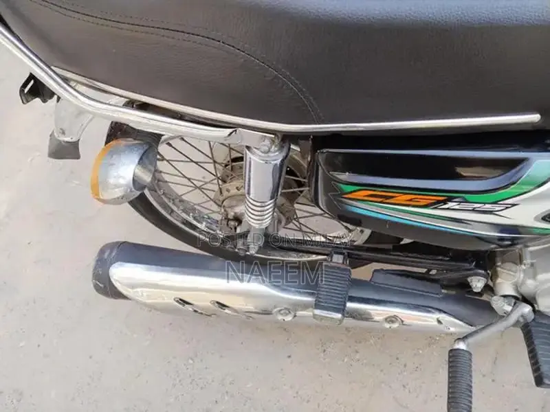 Honda CG 125 2023 Motorcycle - Lightly Used Single-Owner Bike