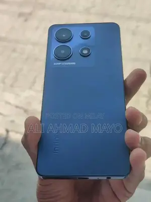 High Performance Smartphone with Dual RAM Expansion