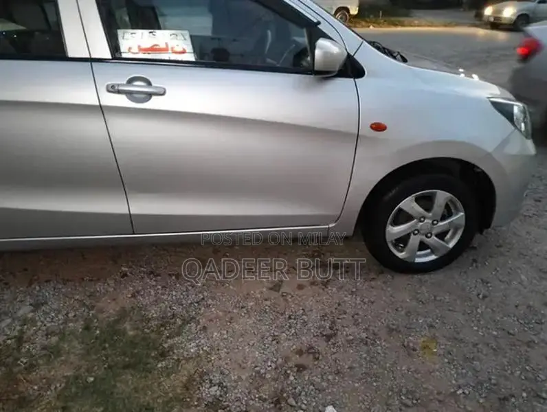 Suzuki Cultus VXL 2017 Compact Family Sedan