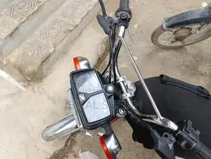 Honda 125cc Motorcycle - 2015 Model Compact Urban Ride