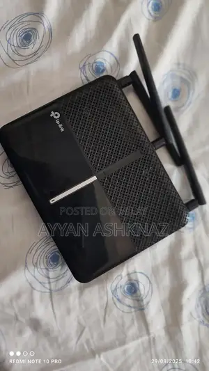 Photo - TP-Link Archer VR600V Gigabit Wireless Router