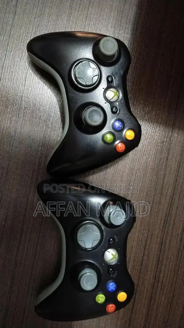 Xbox 360 Gaming Console with HDMI, 2 Controllers & 25+ Games