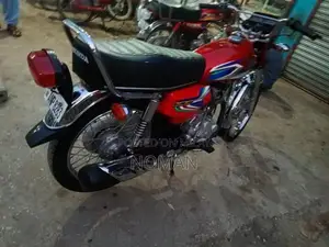 Honda CG 125 Motorcycle 2022 Model - Excellent Condition