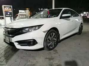 Photo - Honda Civic Sedan - High-Quality Vehicle