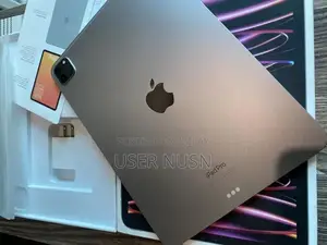 Apple iPad Pro M2 128GB Tablet - Pristine Condition