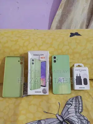 Photo - Samsung Galaxy A05 Smartphone 4GB RAM 64GB Storage Light Green