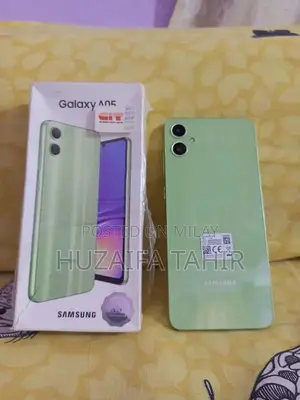 Samsung Galaxy A05 Smartphone 4GB RAM 64GB Storage Light Green