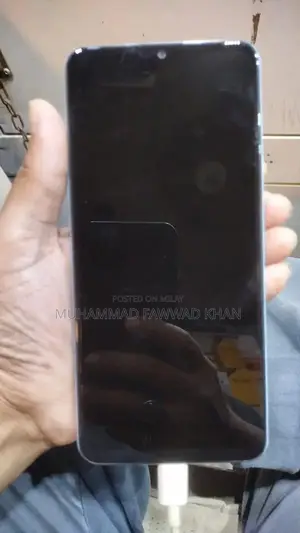 Realme Budget Smartphone with Dual AI Camera and 8-Core Processor