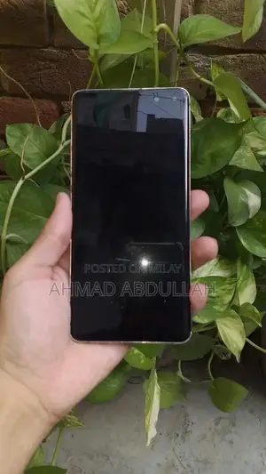 Photo - Samsung Galaxy S10 Plus Smartphone 5G Capability