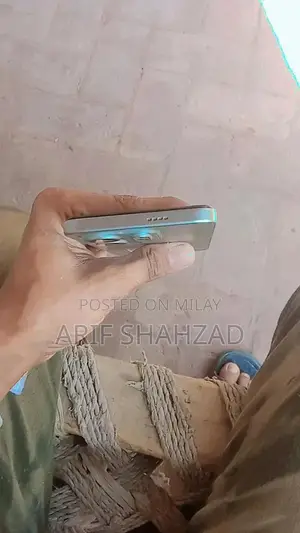 Smartphone with Warranty and Original Packaging