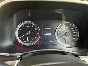 Photo - 2023 Hyundai Tucson - Low Mileage Compact SUV