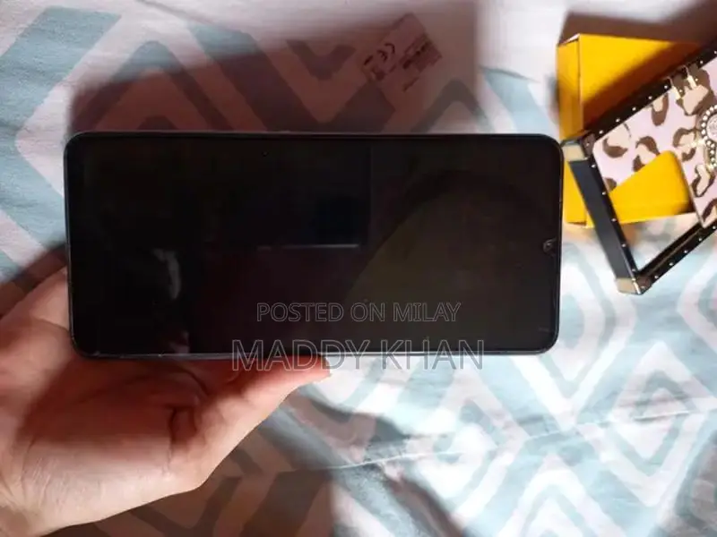 High Performance Smartphone with Large Storage