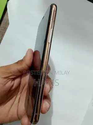 Apple iPhone 11 Pro 256GB Gold Smartphone