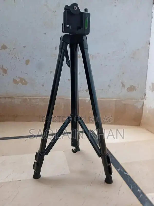 Portable Mobile Tripod Stand for Phones and Tablets