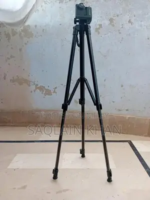 Portable Mobile Tripod Stand for Phones and Tablets