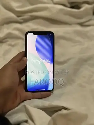 Apple iPhone 11 Pro Smartphone with Advanced Camera System