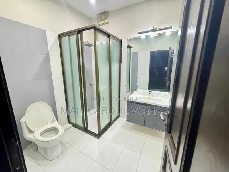 Fully Furnished 5-Bedroom House for Short-Term Rental