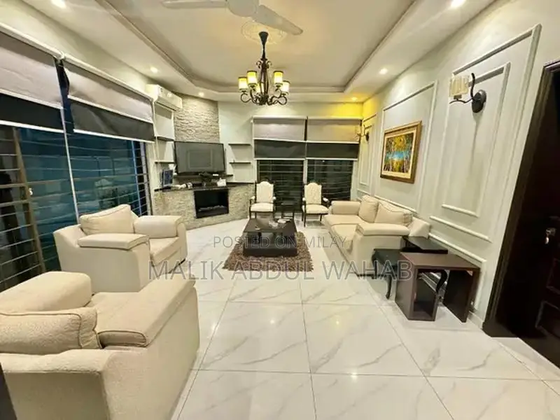 Fully Furnished 5-Bedroom House for Short-Term Rental