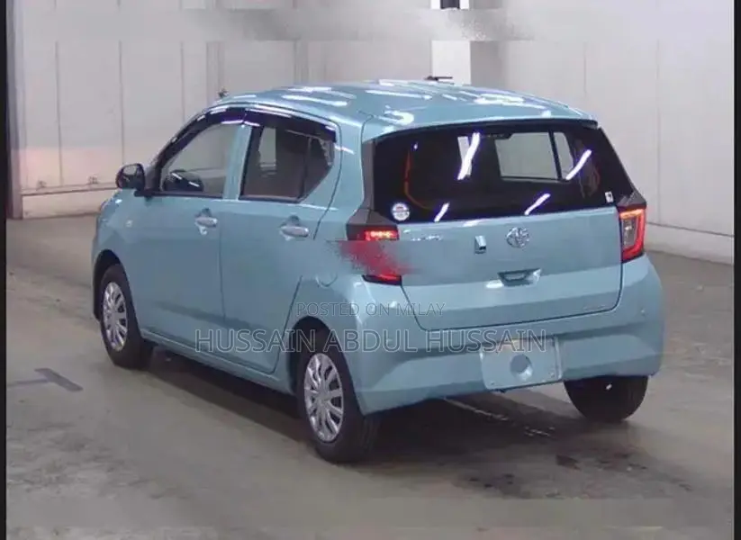 Toyota Pixis Epoch / Daihatsu Mira Compact Urban Hatchback