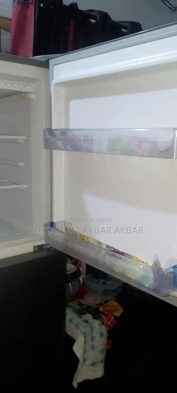 I Zooen Electric Humidifier - Compact 6-Month Used Aromatherapy Device