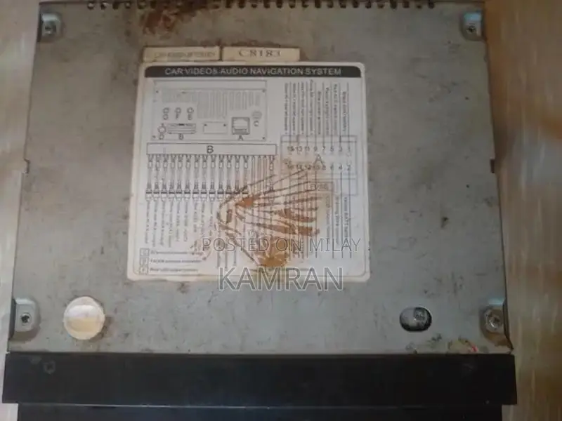 Car DVD LCD Player with USB, Memory Card, and Aux Input