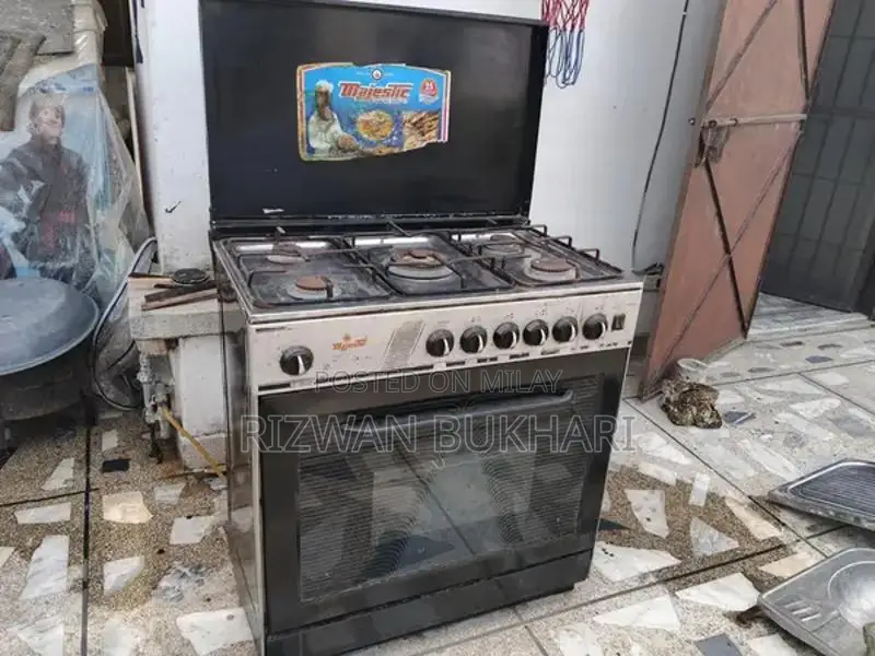 Majestic 31-Inch 5-Burner Gas Cooking Range