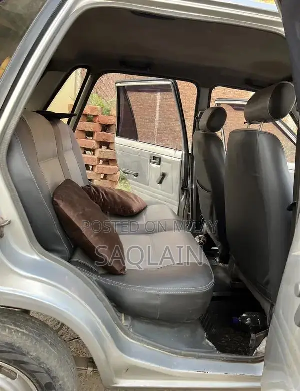 Indoor Vehicle Side Paint in Good Condition