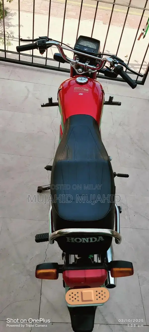 Honda CD 70 Motorcycle 2022 Model