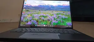 Photo - Dell Latitude 9330 2-in-1 Touchscreen Laptop