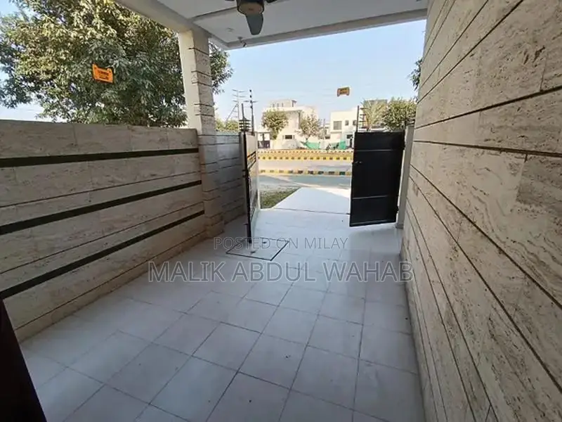 Fully Furnished 5 Marla Double Storey House with 3 Bedrooms