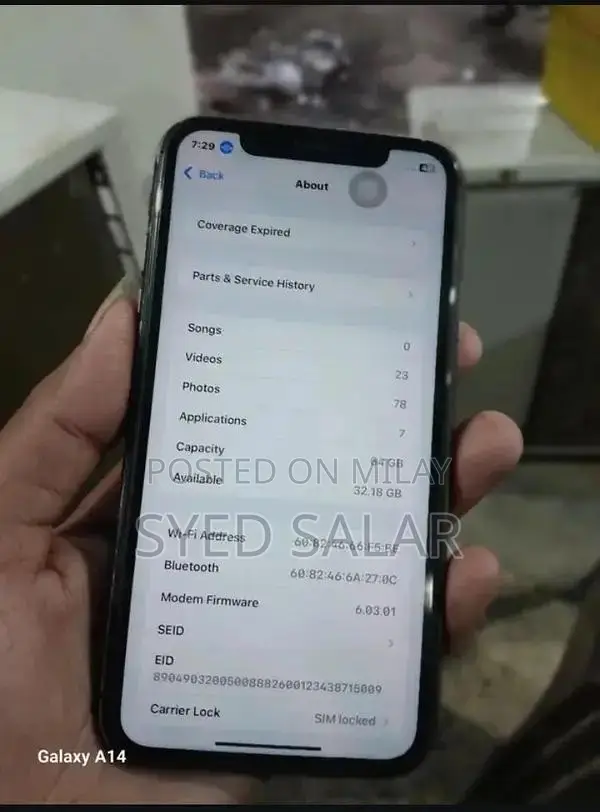 Pre-owned Apple Smartphone with Minor Display Issues