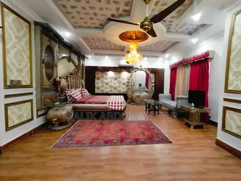 Spacious 7-Bedroom Fully Furnished Double Storey House for Rent