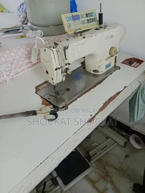 High-Performance Industrial Sewing Machine for Professional Tailoring