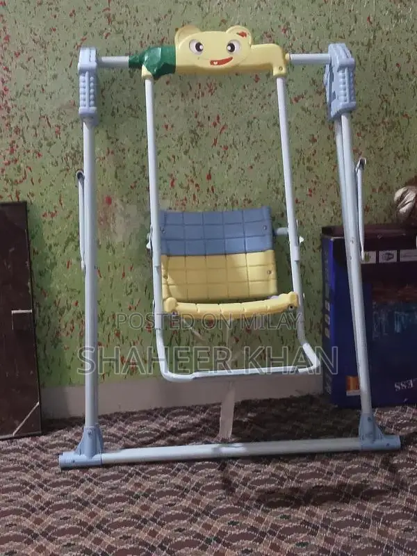 Children's Garden Swing Set in Excellent Condition