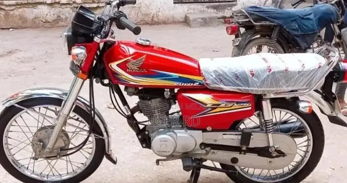 Honda CG 125 Motorcycle - 2019 Model Urban Commuter