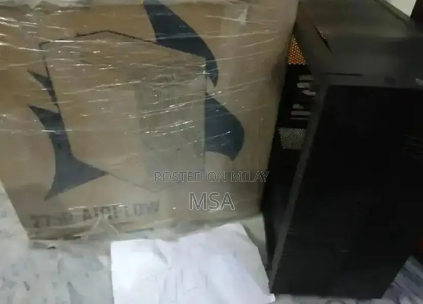 Corsair 275R Airflow PC Case Mid-Tower Black