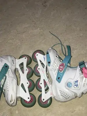 Inline Roller Skates with 72mm Pure Rubber Wheels